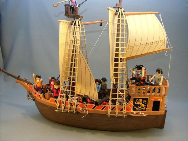 Playmobil Piratenschiff #3750 mit viel Zubehör