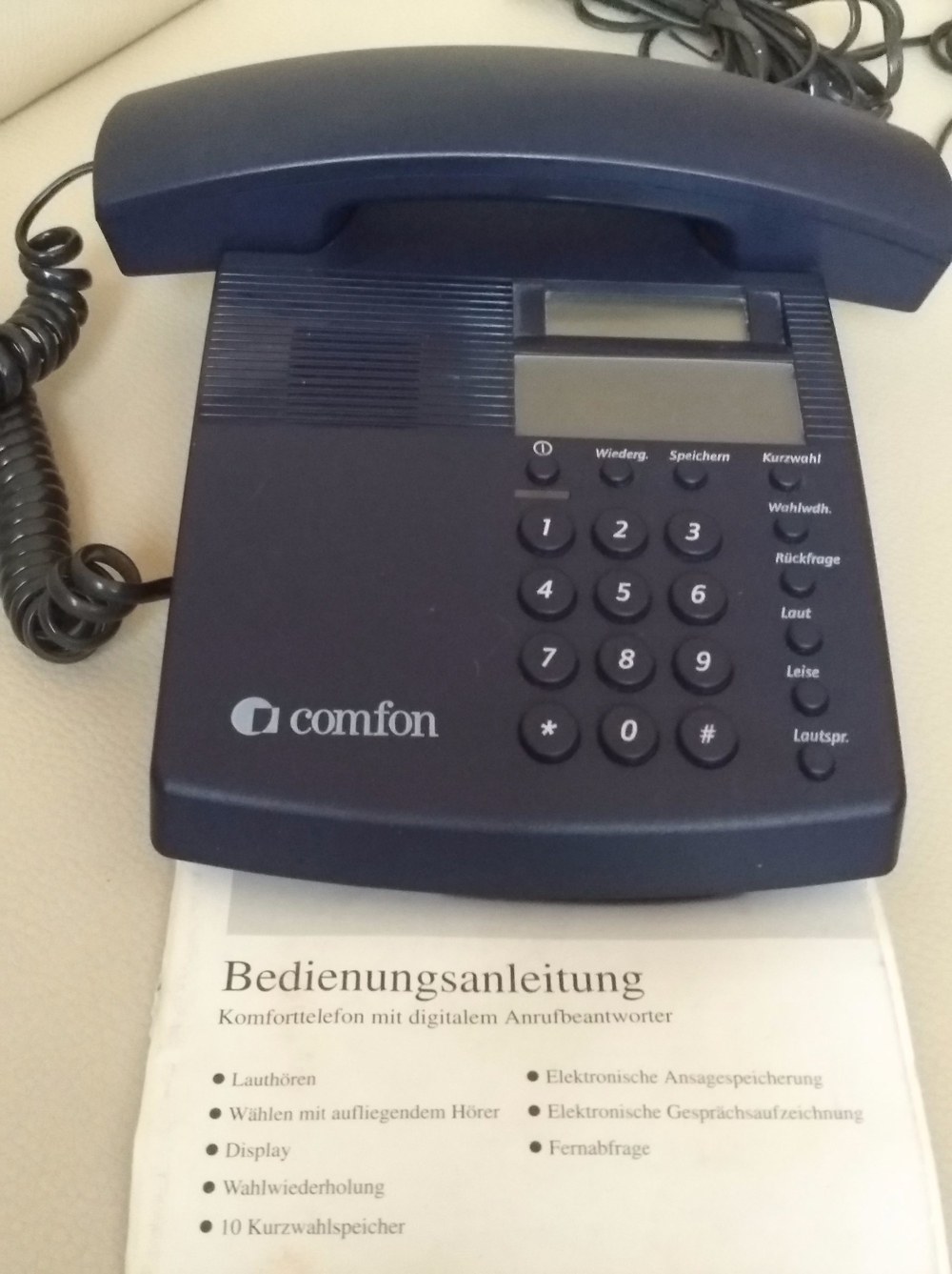 Sehr gut erhaltenes Tasten - Komfort -Telefon "comfort CF 2020" inkl. digitalem Anrufbeantworter