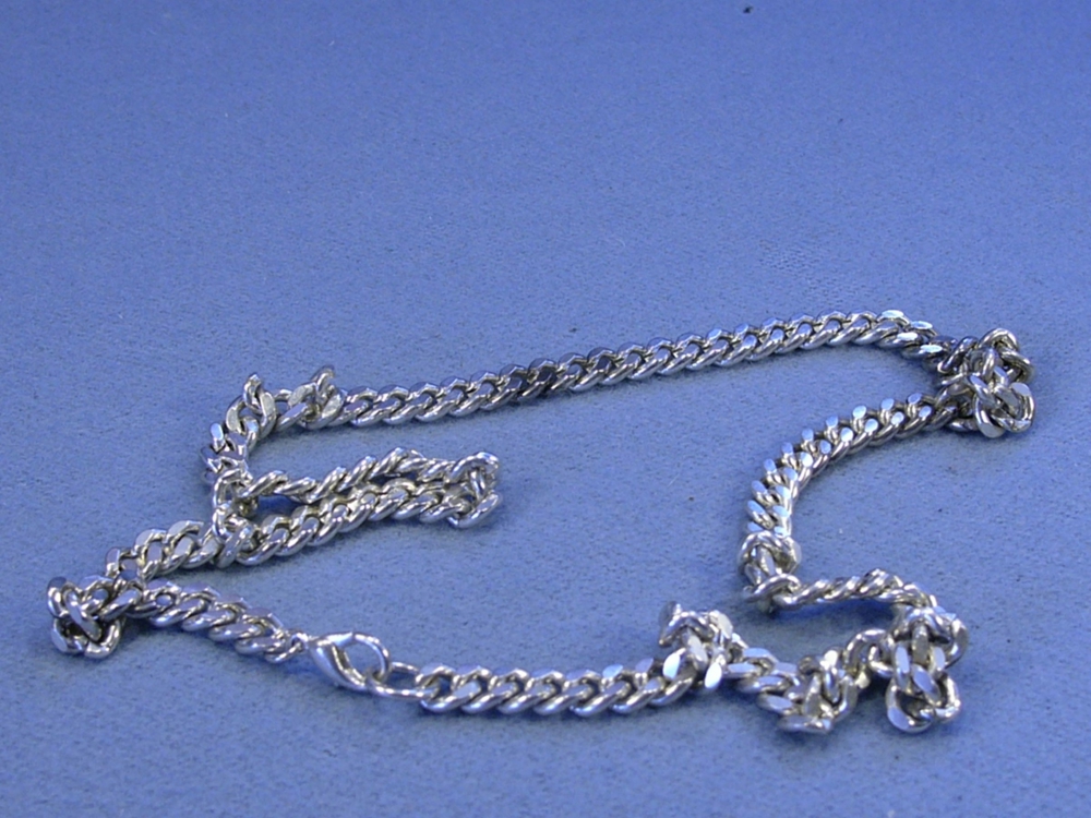 Schöne (echt Silber) Silberkette mit 60cm Länge und 6mm Breite