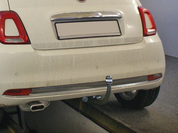 abnehmbare Anhängerkupplung für Fiat 500 Cabrio ab Bj. 2016