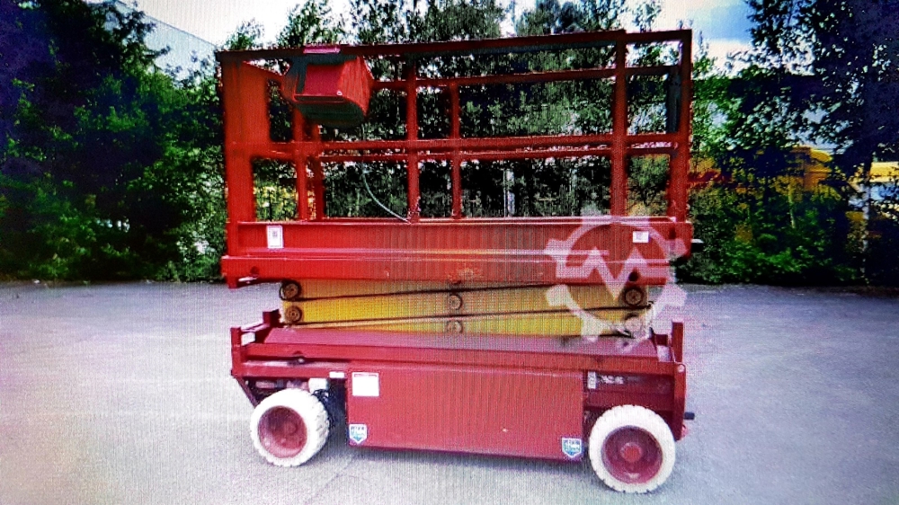 DGUV Prüfung an Hubarbeitsbühnen, Hebebühne. Service, Reparatur, Wartung.