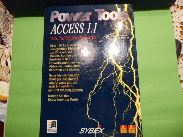Power Tools Access 1.1 (mit Disketten) 1993 ISBN 3815520053