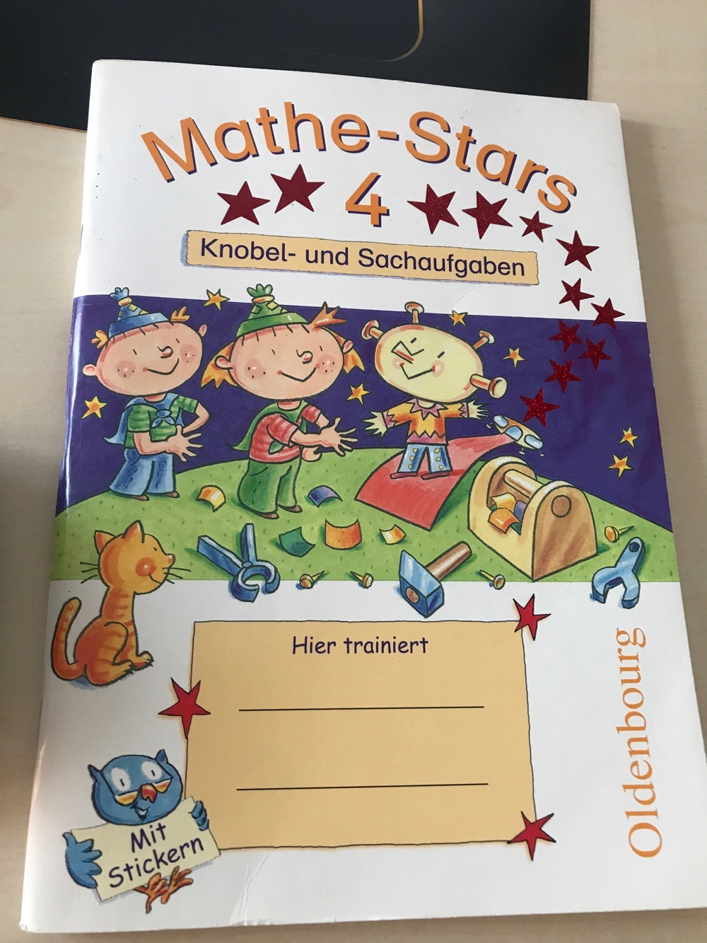 Mathe-Stars - Knobel- und Sachaufgaben: 4. Schuljahr - Übungsheft: Mit Lösungen