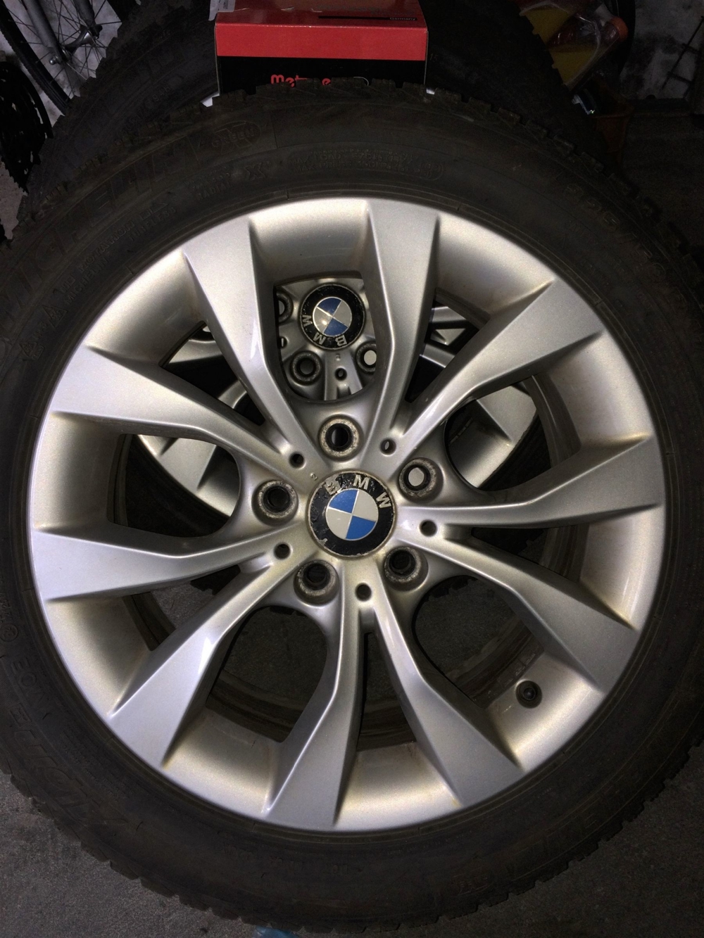 Original BMW Kompletträder 225 50 R17" mit Alu-Felgen