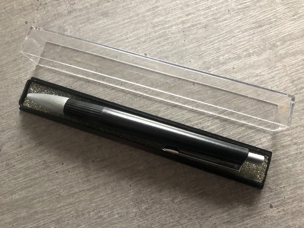 Hochwertiger Kugelschreiber -NEU OVP-