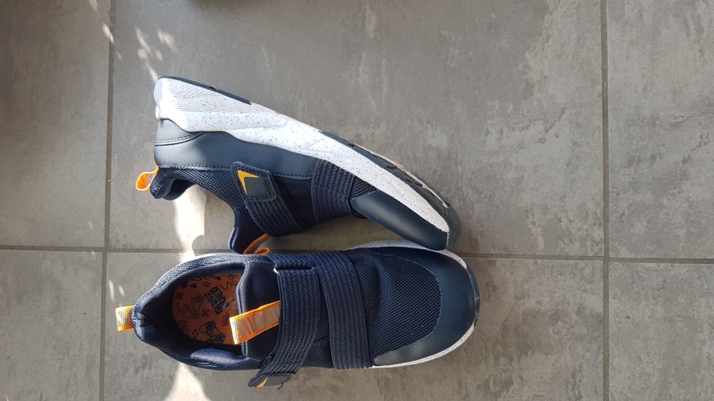 Schuhe Jungenschuhe Sneaker Klett Blau Gr. 35