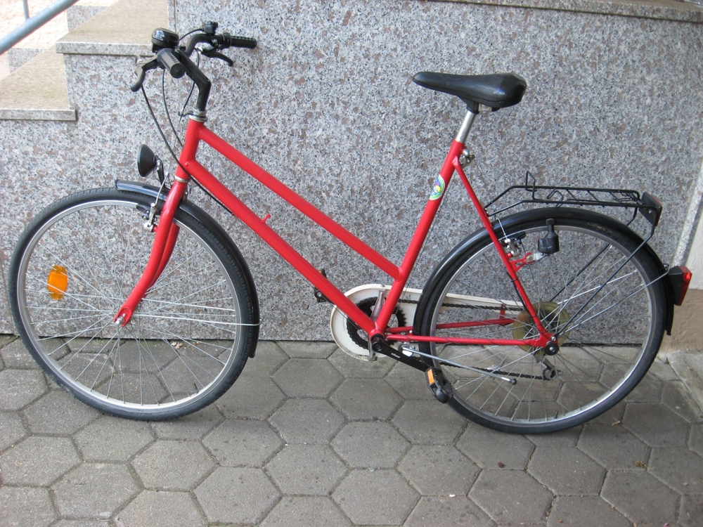 Sportliches Damen Fahrrad 26" , RH 56 cm, mit 6 Gang Ketten-Schaltung