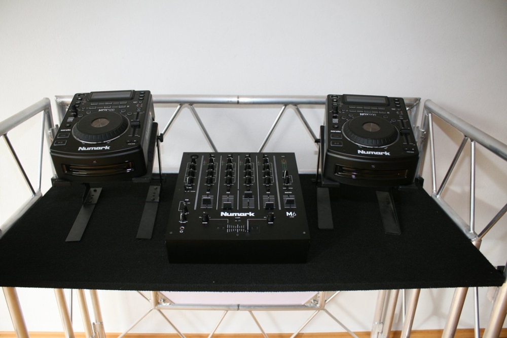 DJ-Equipment CD-Player inkl. PA-Anlage Yamaha 600BT zu vermieten