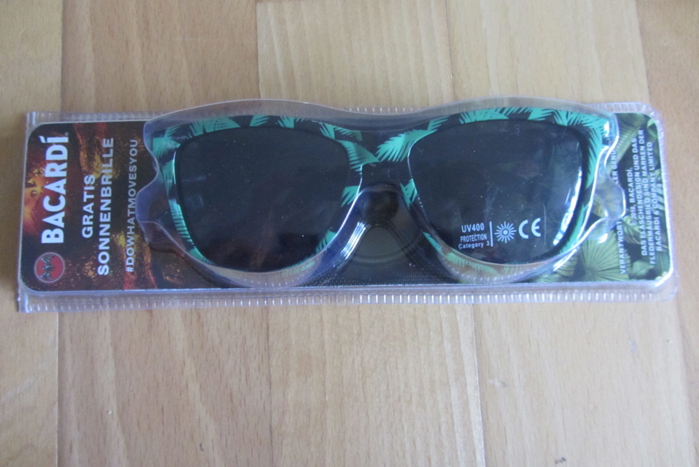 Bacardi Sonnenbrille schwarz grün Blatt Muster -neu-