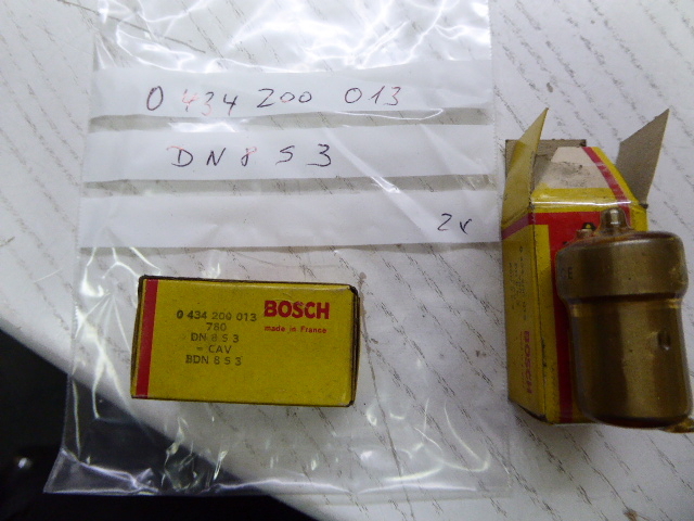 Bosch Diesel Einspritzdüse DN8S3 0434200013 Hatz,Bomag,Agrale