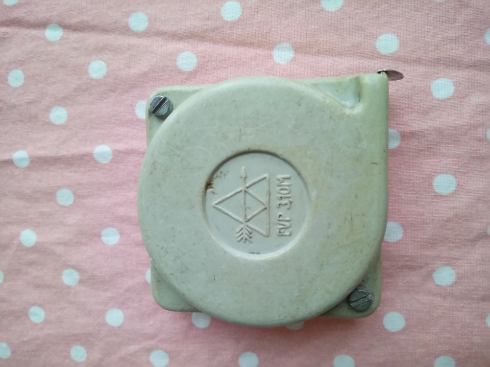 DDR Rollmaßband, 2 m an Liebhaber