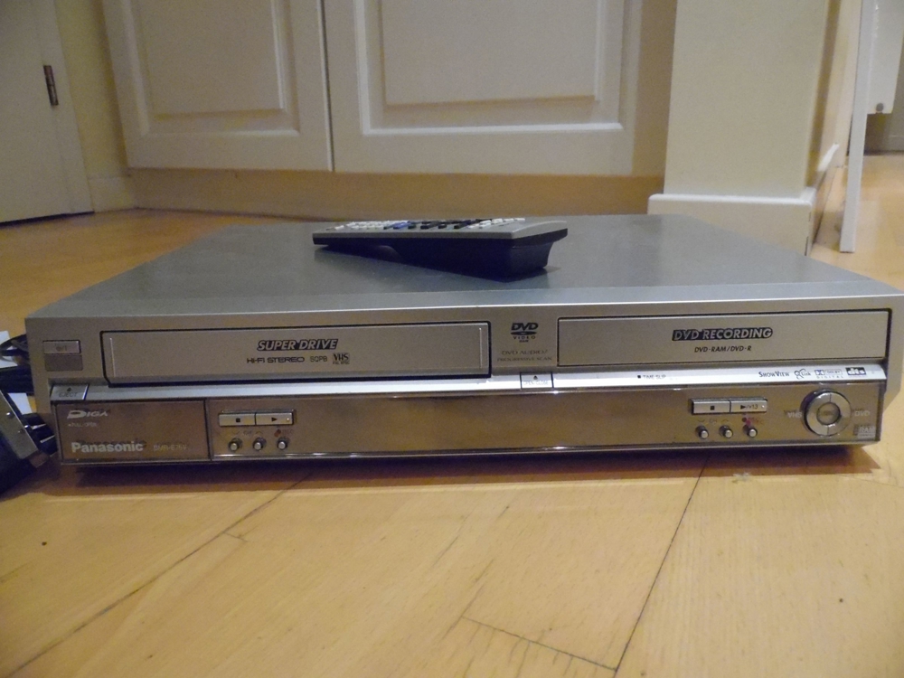 Panasonic DMR-E75V DVD Videorecorder Kombigerät digitalisieren