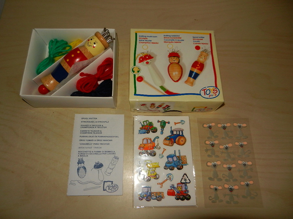 NEU * Stricksausel - Spool knitter von Toys pure + Sticker