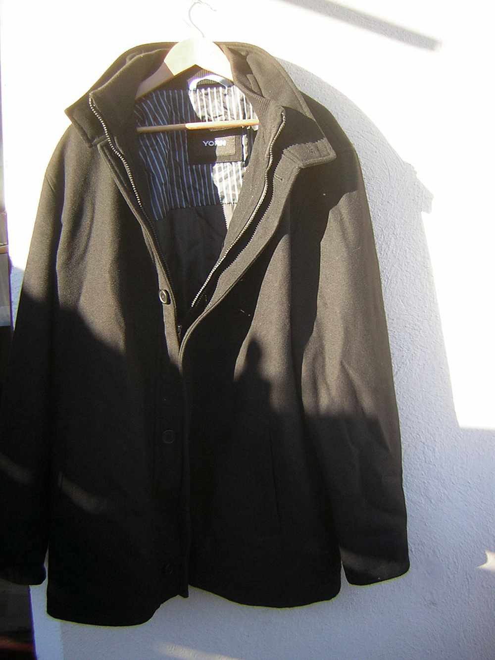 Dicker Yorn Herren Mantel in schwarz,Größe 60/ XXL Dicker Yorn Herren Mantel in schwarz,Größe 60/ XXL