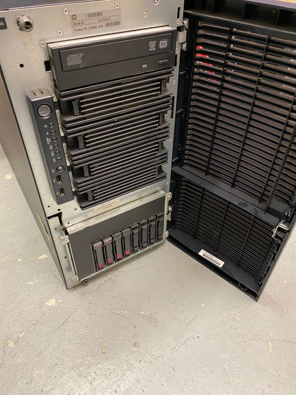 2 x Server HP Proliant ML 350 G6, gebraucht, sehr guter Zustand