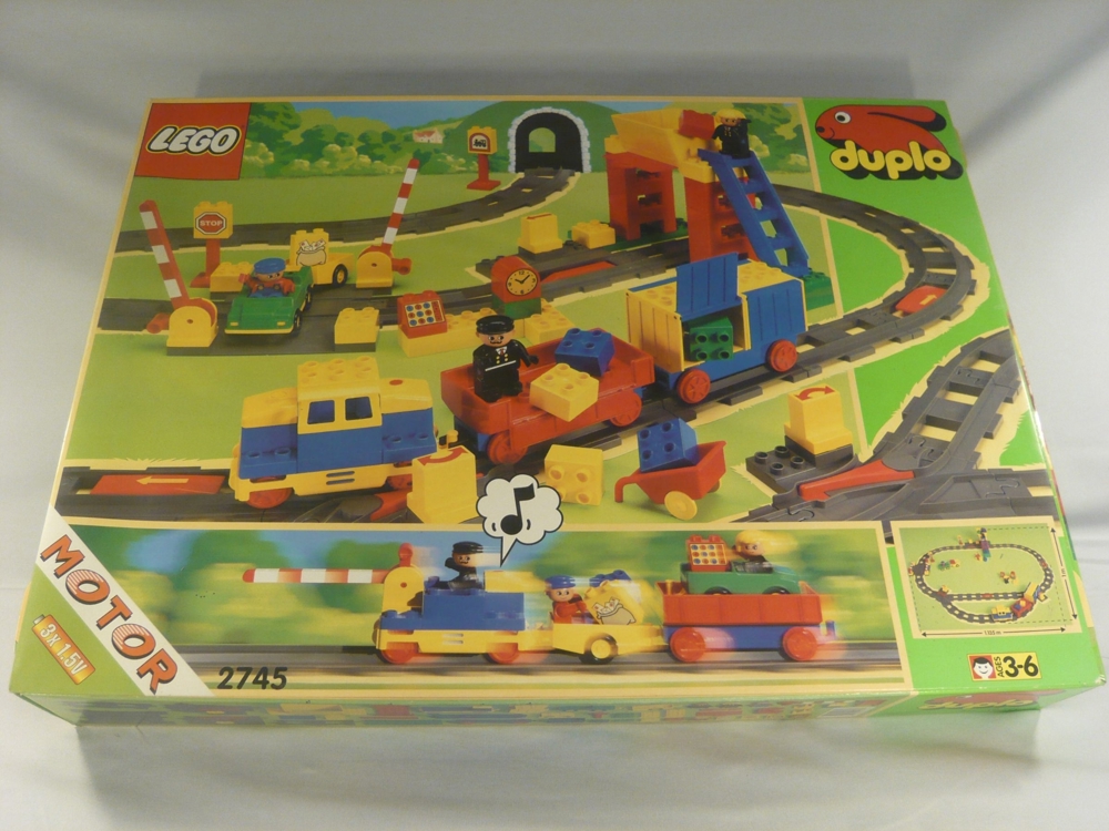 Lego Duplo Eisenbahn #2745 mit Elektro Lok in Originalverpackung neuwertig