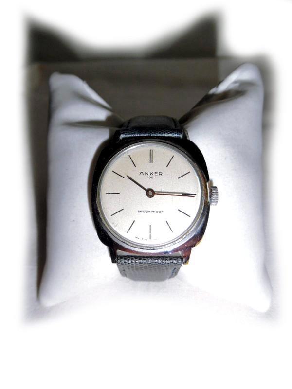 Elegante Armbanduhr von Anker