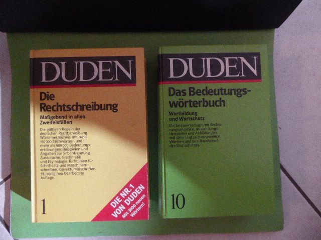 2 Bänder Duden - Die Rechtschreibung & Das Bedeutungswörterbuch