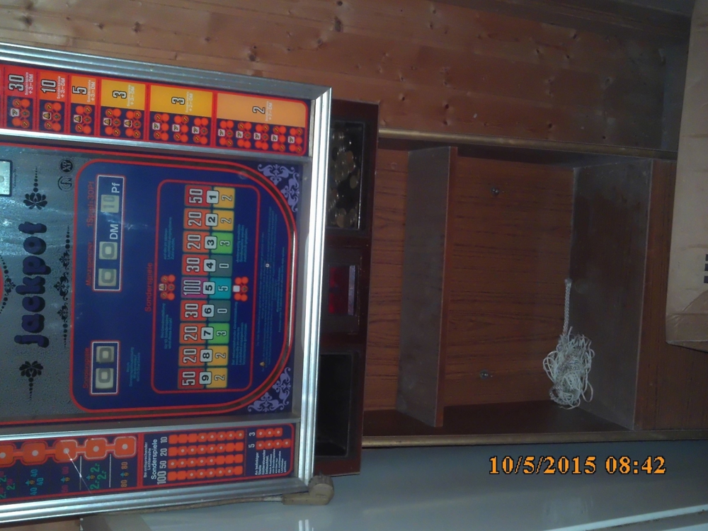 Spielautomat Rotamint - Jackpot DM. Einwurf.