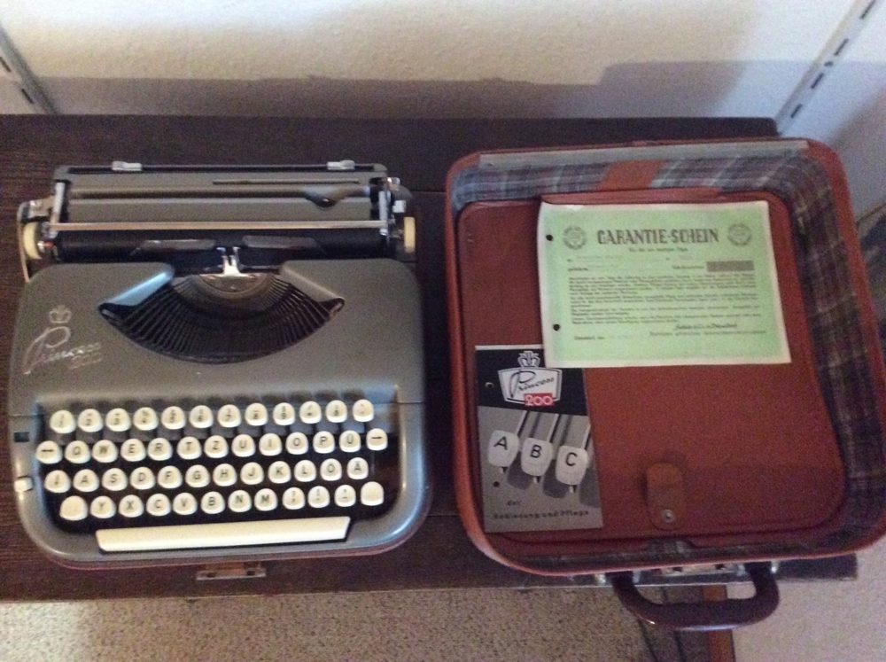 Schreibmaschine Princess 200 von 1957, funktioniert
