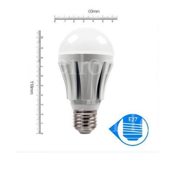 10x Highend LED-Lampen mit 10W für Sockel E27 zum Ersatz von 60 Watt Glühlampen, NEU & OVP!