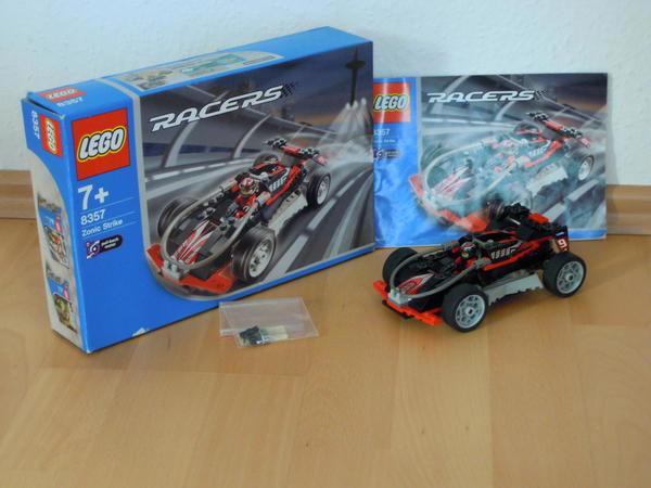 Lego racer 8357