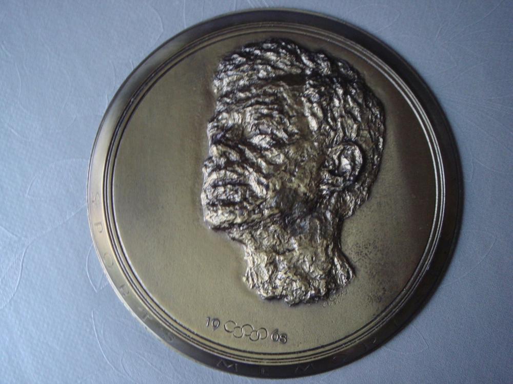 Sports Memorial Medaille John F. Kennedy, Olympische Spiele 1968 aus Bronze, erste Ausgabe