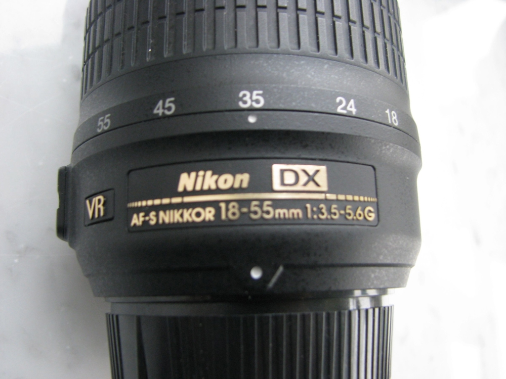 Nikon Objektiv