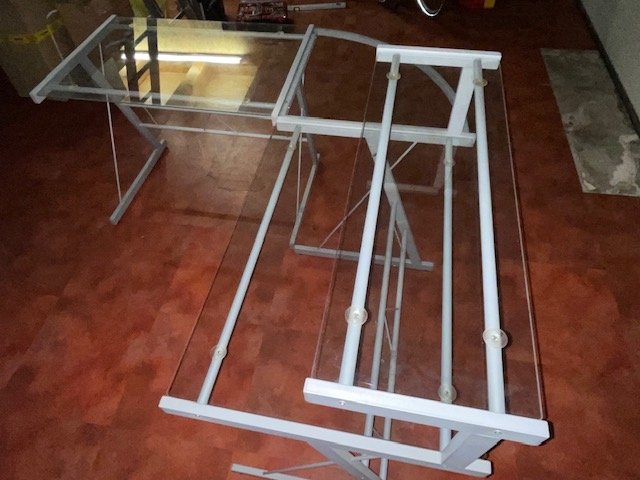 Moderner Eck-Schreibtisch, 2x ca.100 x 60 cm, Metall-Glas *NEUwertig*