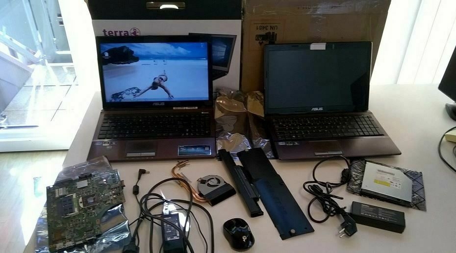 Asus X53S Laptop s   Notebook s mit viel Zubehör & Ersatzteilen