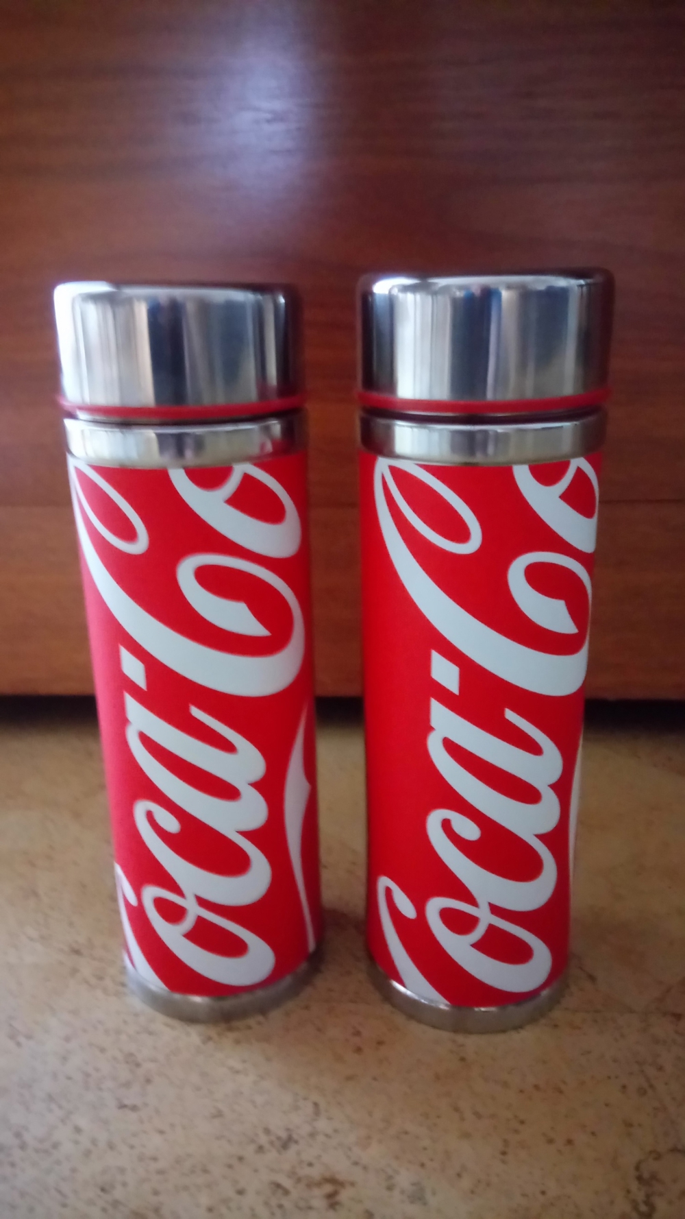 2 Coca-Cola Isolierflaschen 125 Jahre