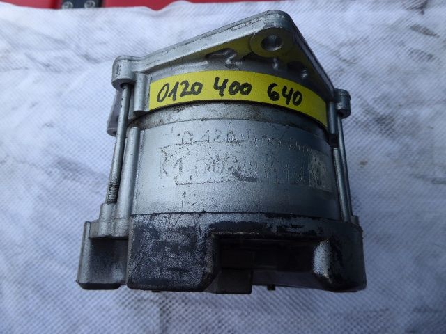 Bosch Lichtmaschine 0120400640,0986031260