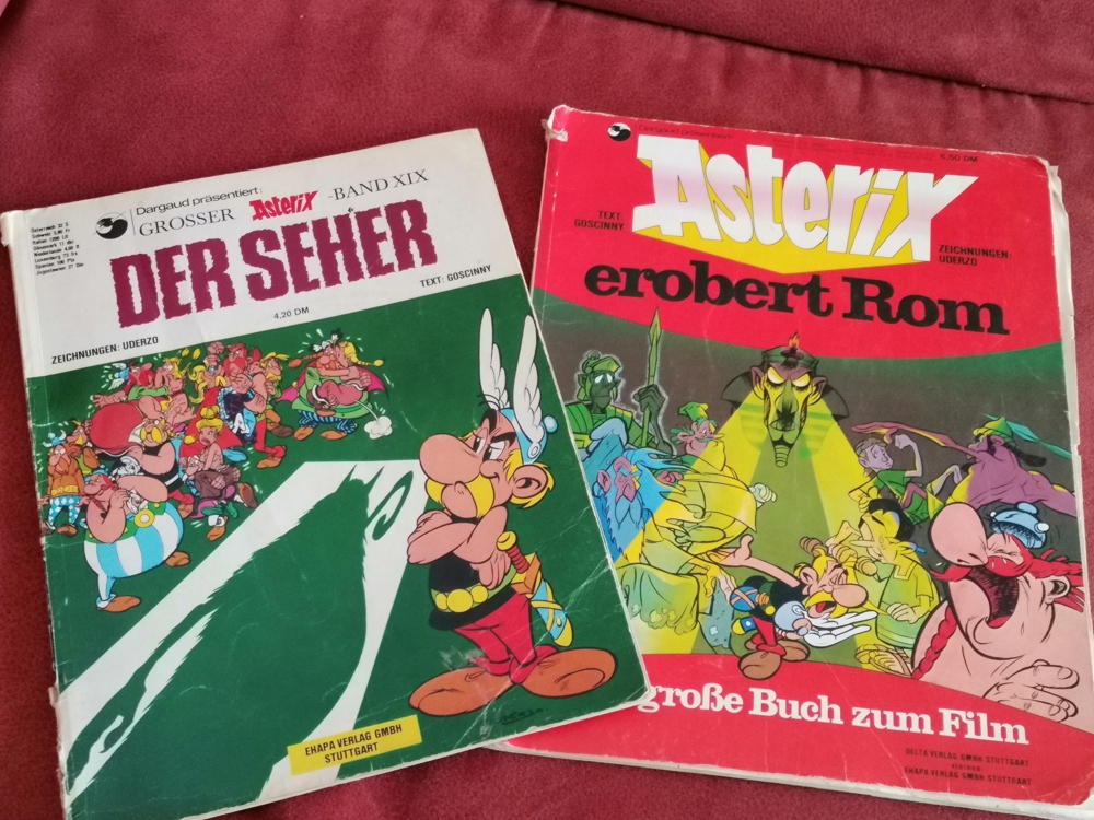 Asterix Hefte und Figur