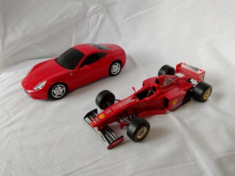 Ferrari Modelle 1:24 rot F300