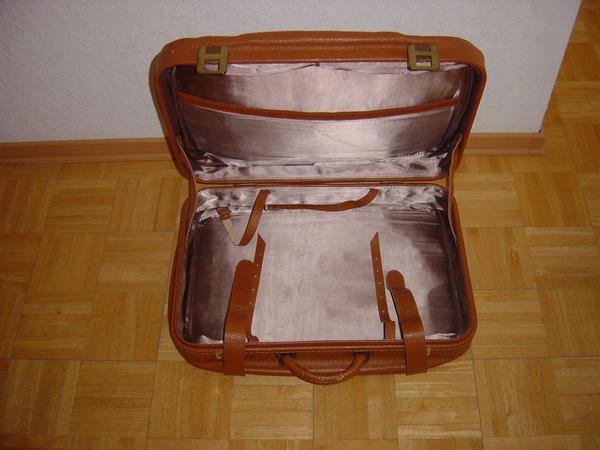 VINTAGE Reisekoffer 70 Jahre Leder Koffer braun 60 x 40 x 18 gut erhalten.