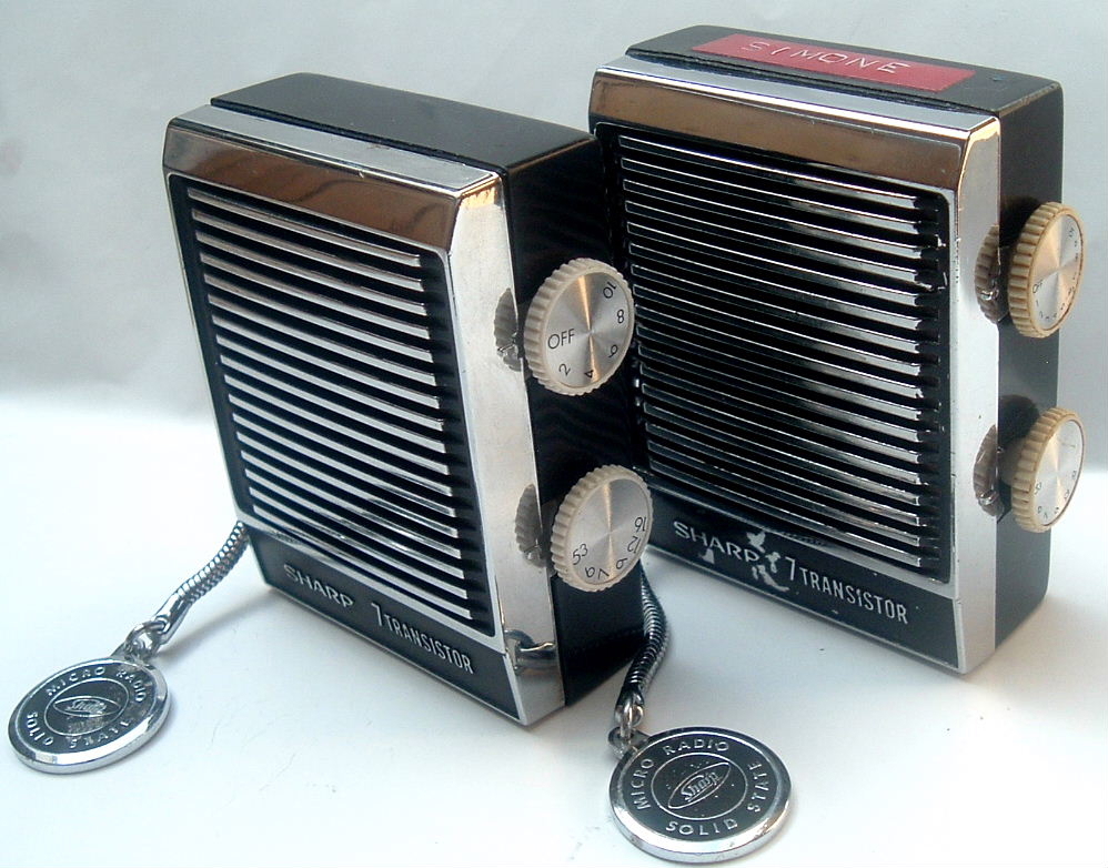 Sharp Micro Radios BP-103 (new + old), 2 Stück Transistorradios