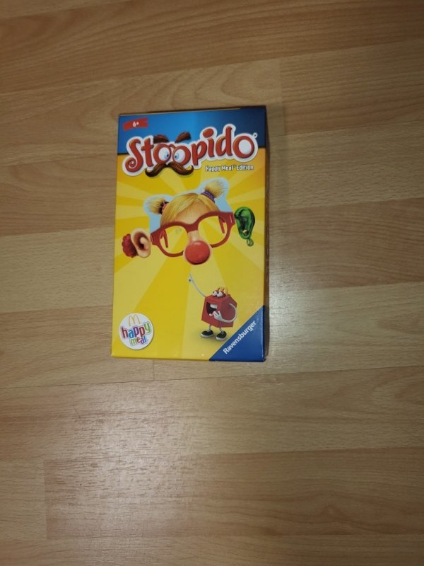 Spiel Stoopido für eine Kleinigkeit für die Kids.