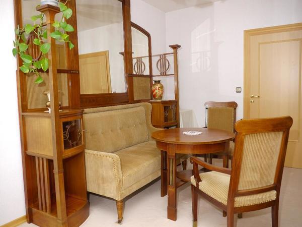 Jugendstil-Damenzimmer aus geschichtsträchtiger Herkunft