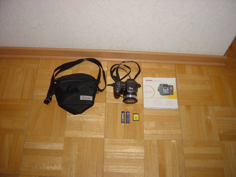Kodak EASYSHARE Z710 7,1 MP Digitalkamera 4 GB Karte Schwarz