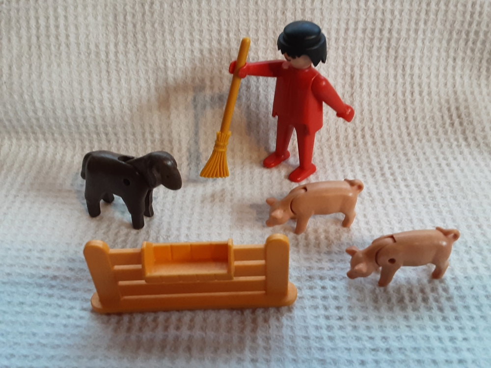 Bauernhof Fütterung * Playmobil * Lamm und 2 Ferkel * RAR, selten