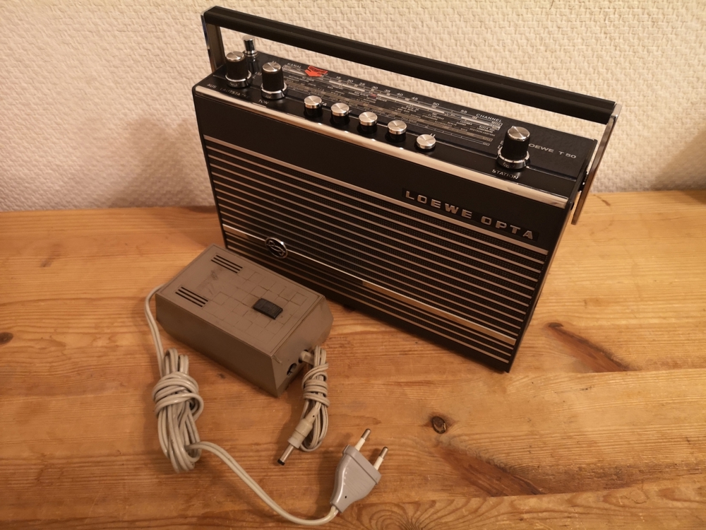 Vintage Transistor Radio Loewe Opta T50