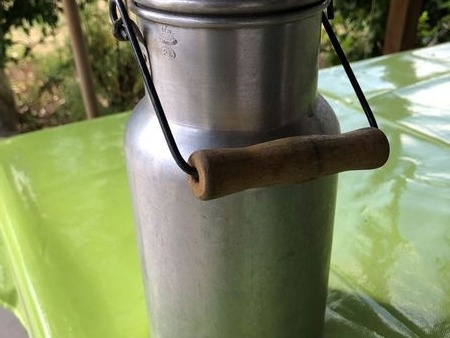 VINTAGE Milchkanne aus Alu 2 Liter, Kanne mit Griff und Deckel
