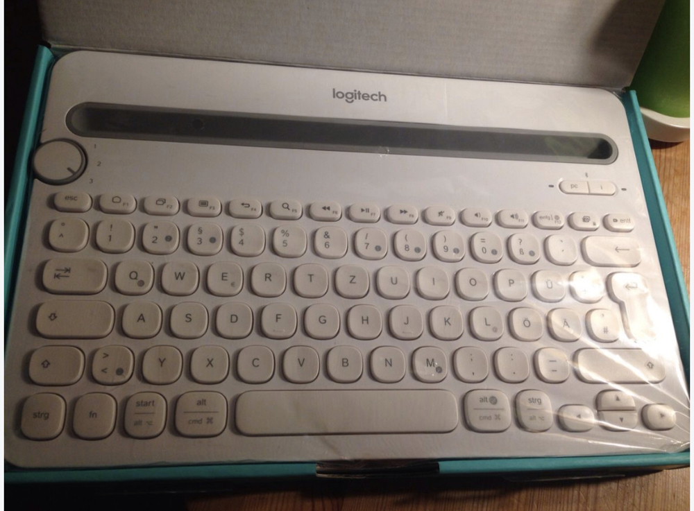 Tastatur extern von LOGITEC