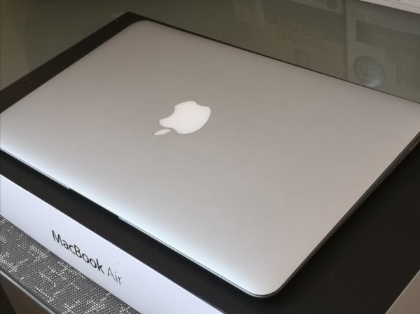 MacBook Air 11.6 (MC969D A) - defekt