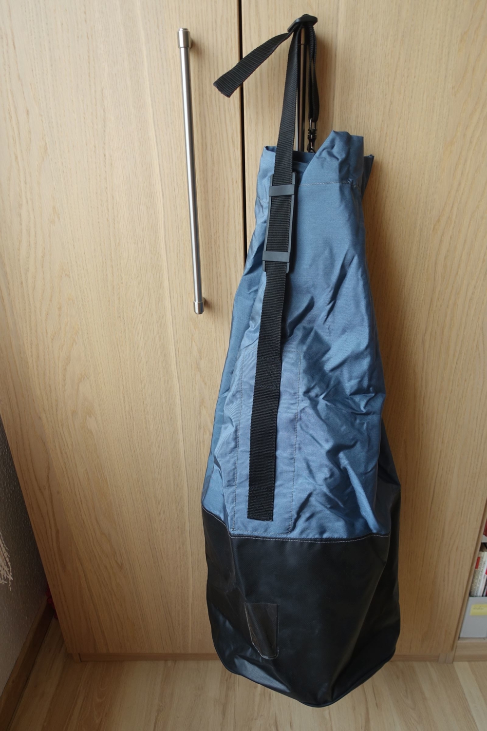 Seesack Reisesack Outdoorsack Transportsack Camping Abenteuer neu unbenutzt blau/schwarz