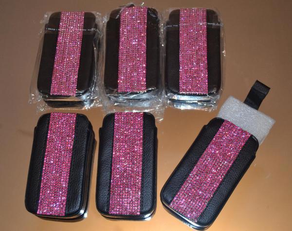 Handy Tasche mit über 550 pink Strasssteinen