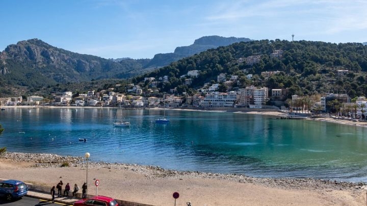 Spanien - Mallorca - Sóller - Spektakuläre Neubauvilla in erster Meereslinie
