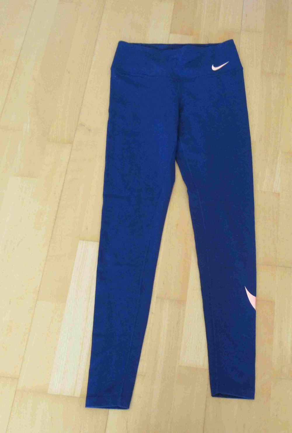 NEUWERTIGE blaue Laufhose Größe S XS von Nike dri fit