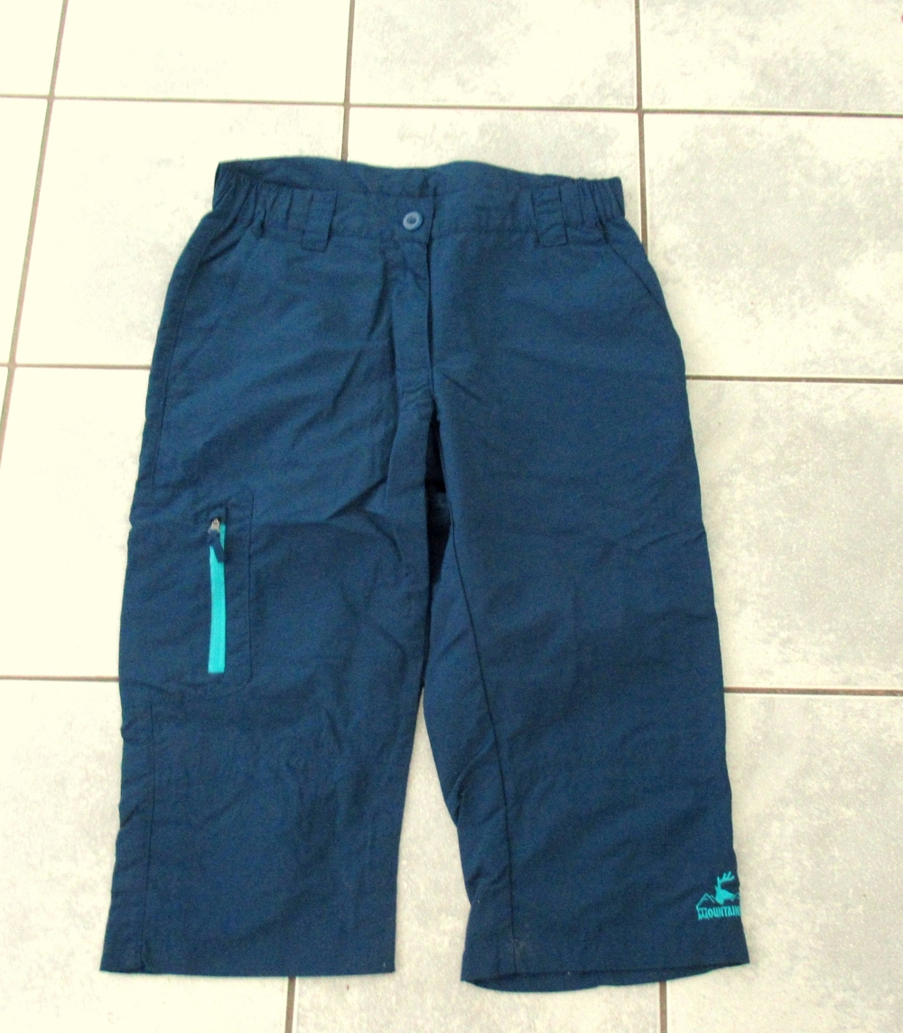 NEUE blaue Trekkinghose Bermuda von Mountainer Größe S evt XS