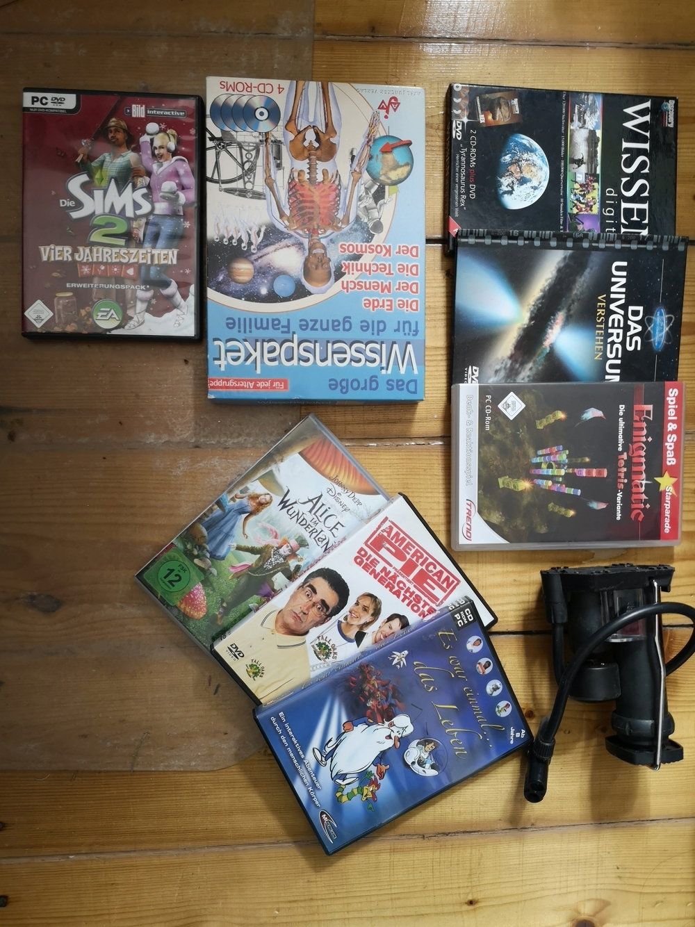 Kleines Paket Trödel DVD Filme, PC-Lernsoftware und PC-Spiele